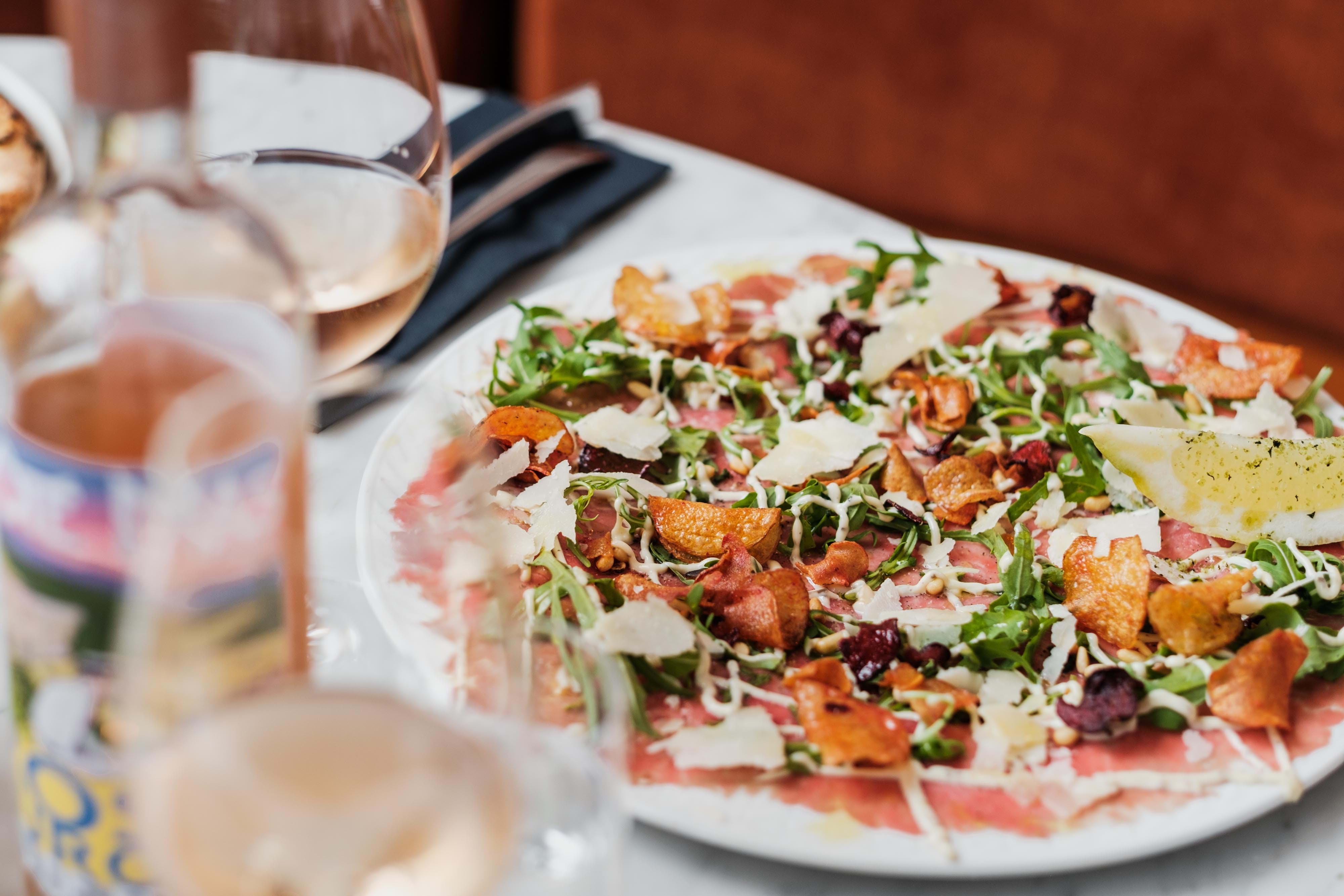 Bella Vita Restaurang & Pizzeria – Uteserveringar i Hammarby sjöstad
