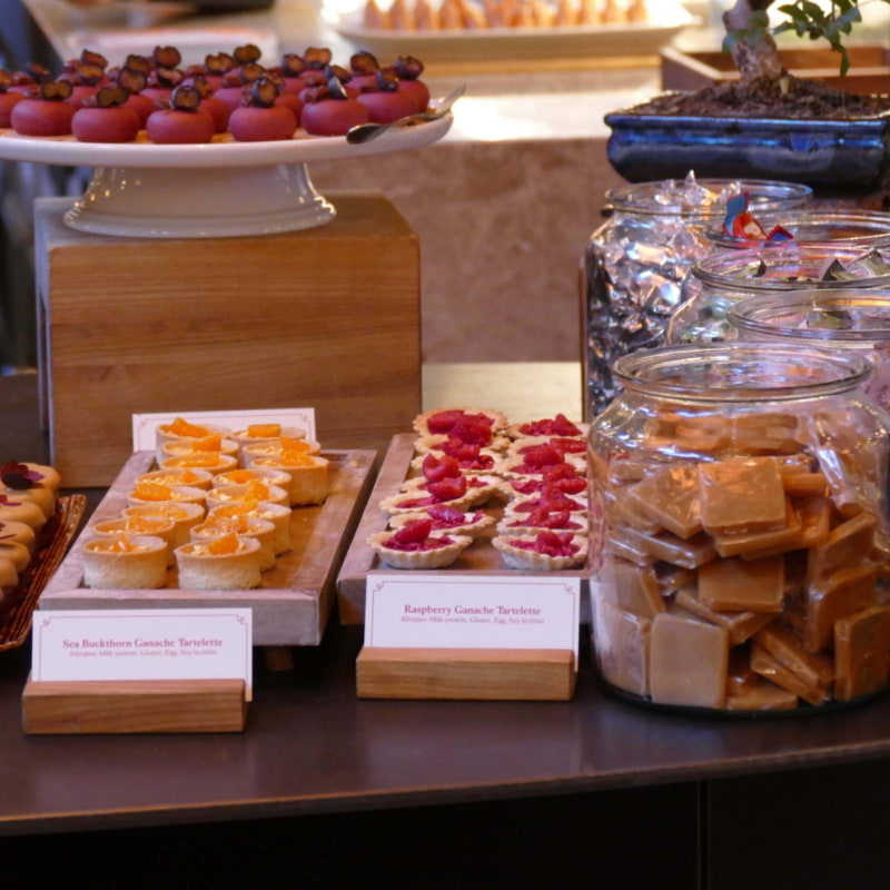 Dessertbordet: lite av helheten! – Bild från Berns Asiatiska av Anna L. (2023-11-26)