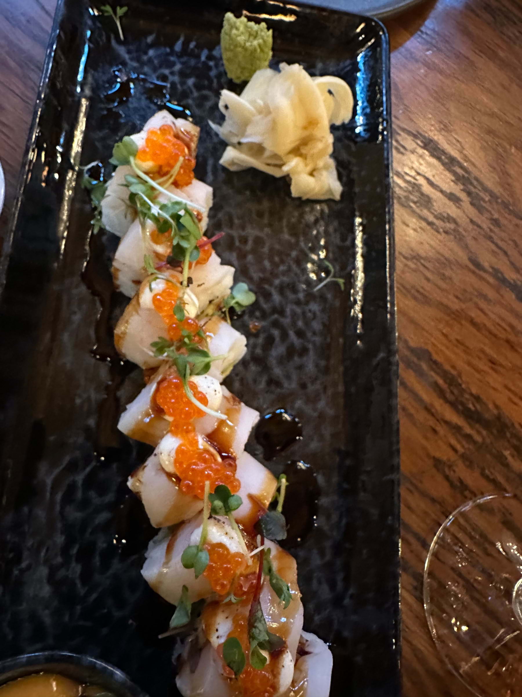 Hotate roll – Photo from Berns Asiatiska by Camilla B. (09/12/2024)