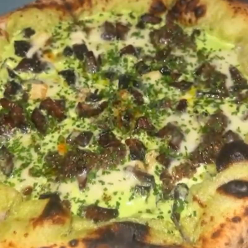 Truffle pizza – Bild från Bistro Bananas av Trang-Anh V. (2025-03-19)