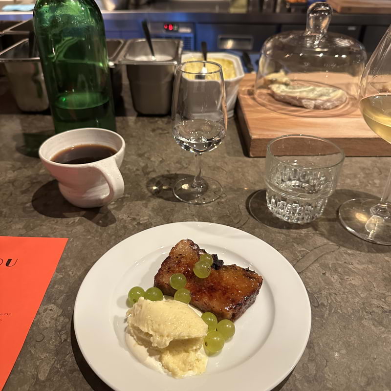 Brödpudding, bittermandel, glass & druvor – Photo from Bistro Zissou by Fredrik J. (12/10/2024)