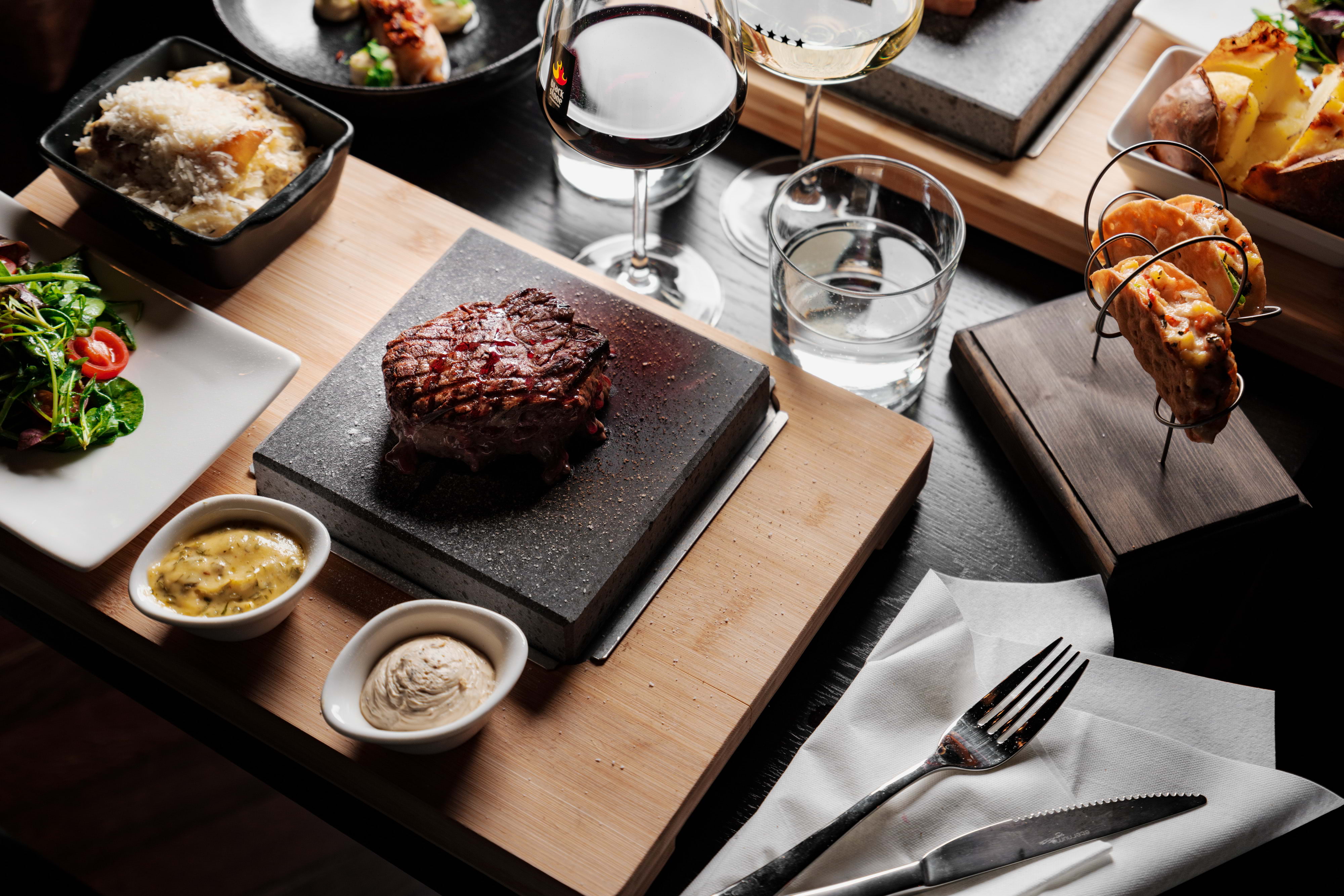 Blackstone Steakhouse – Köttkrogar