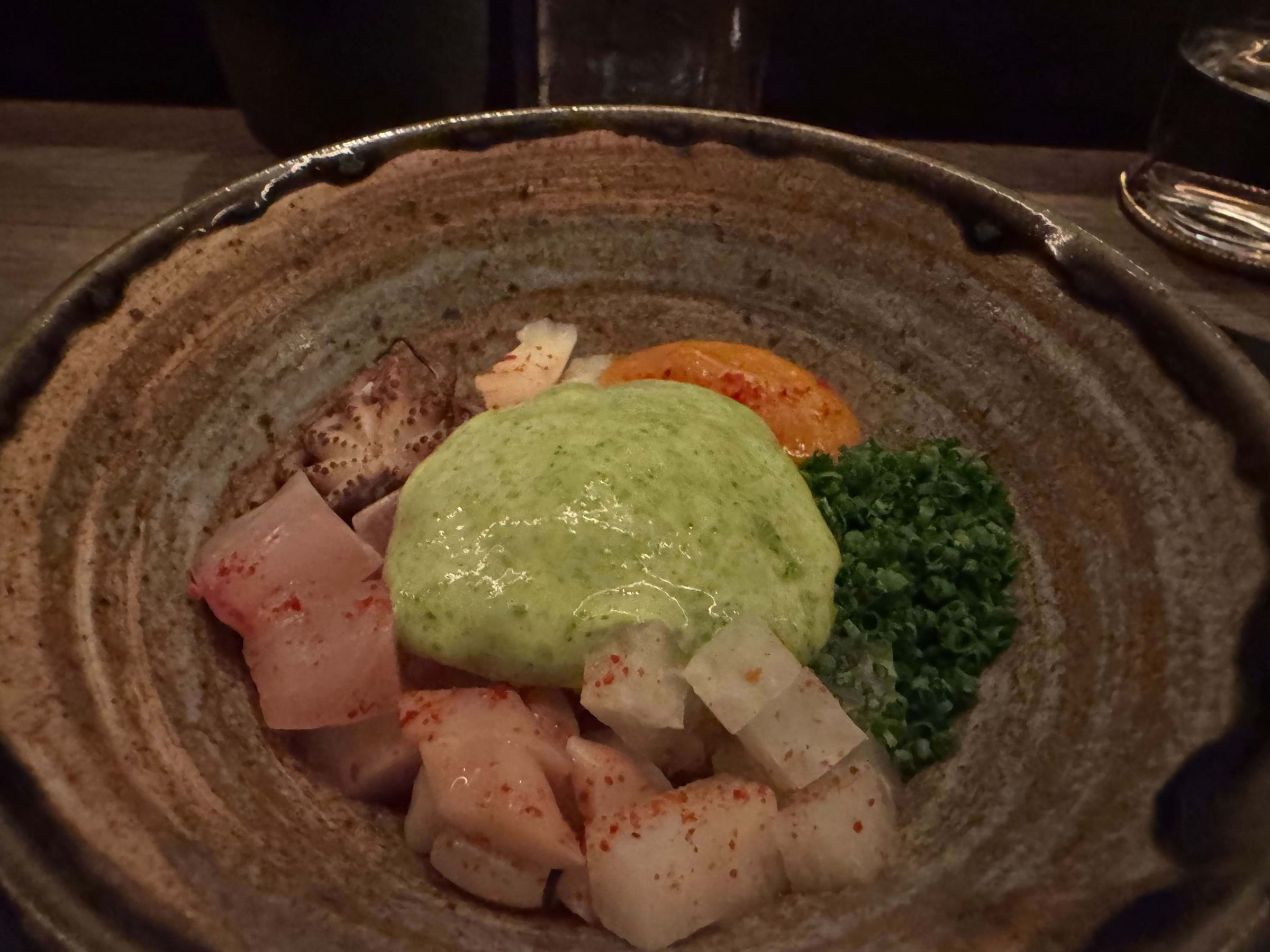 Chirashi with Parmesan rice, Mariscos (hamachi, trout roe,…) & Cilantro Sabayone – Photo from Black Milk Gastro Bar by Anna G. (22/12/2024)