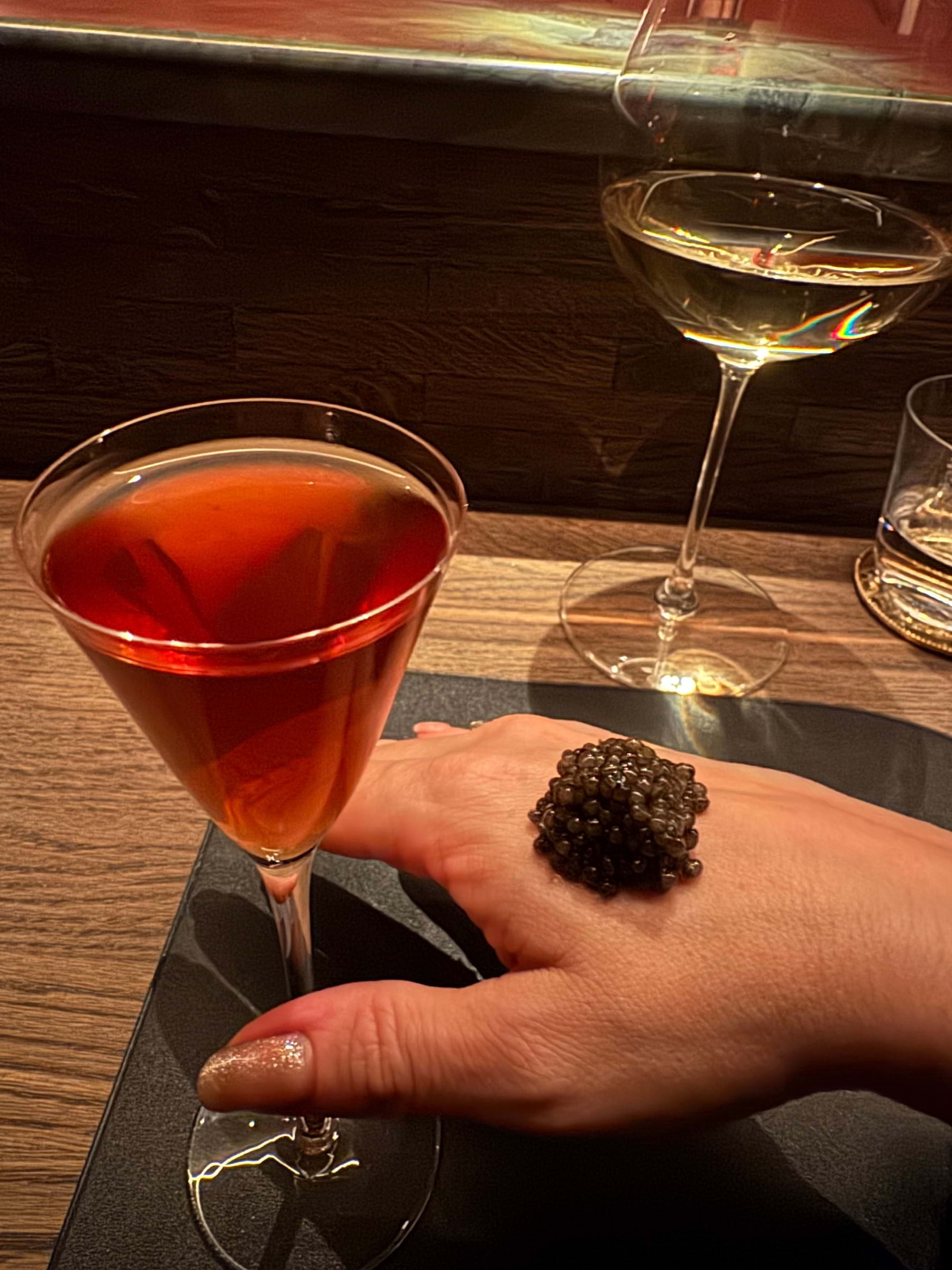 Caviar with bourbon & XO cocktail – Photo from Black Milk Gastro Bar by Anna G. (22/12/2024)