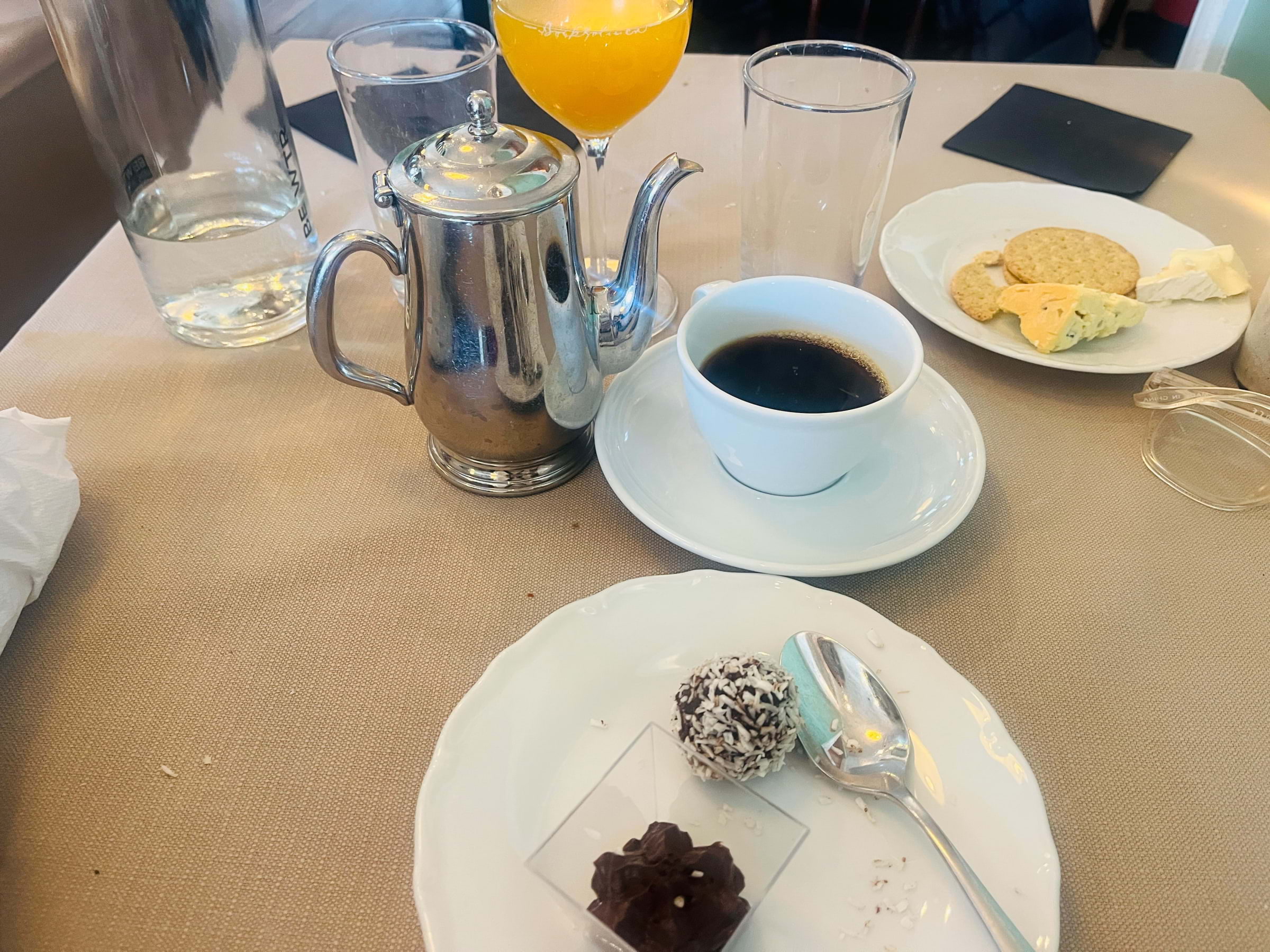 Fantastiskt goda chokladbollar – Bild från Bockholmen Hav & Restaurang av Lina S. (2025-03-31)