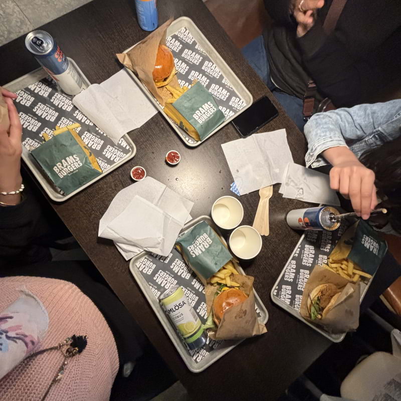 Bild från Bram's Burgers Huddinge av Madiha S. (2025-05-01)
