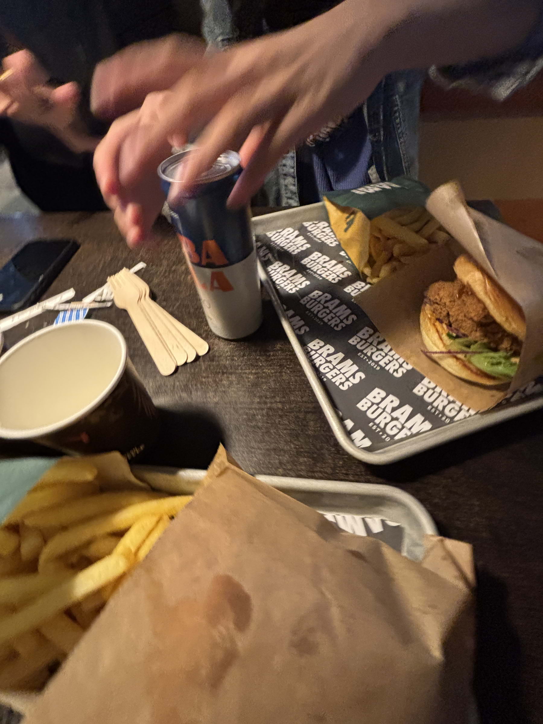 Bild från Bram's Burgers Huddinge av Madiha S. (2025-05-01)