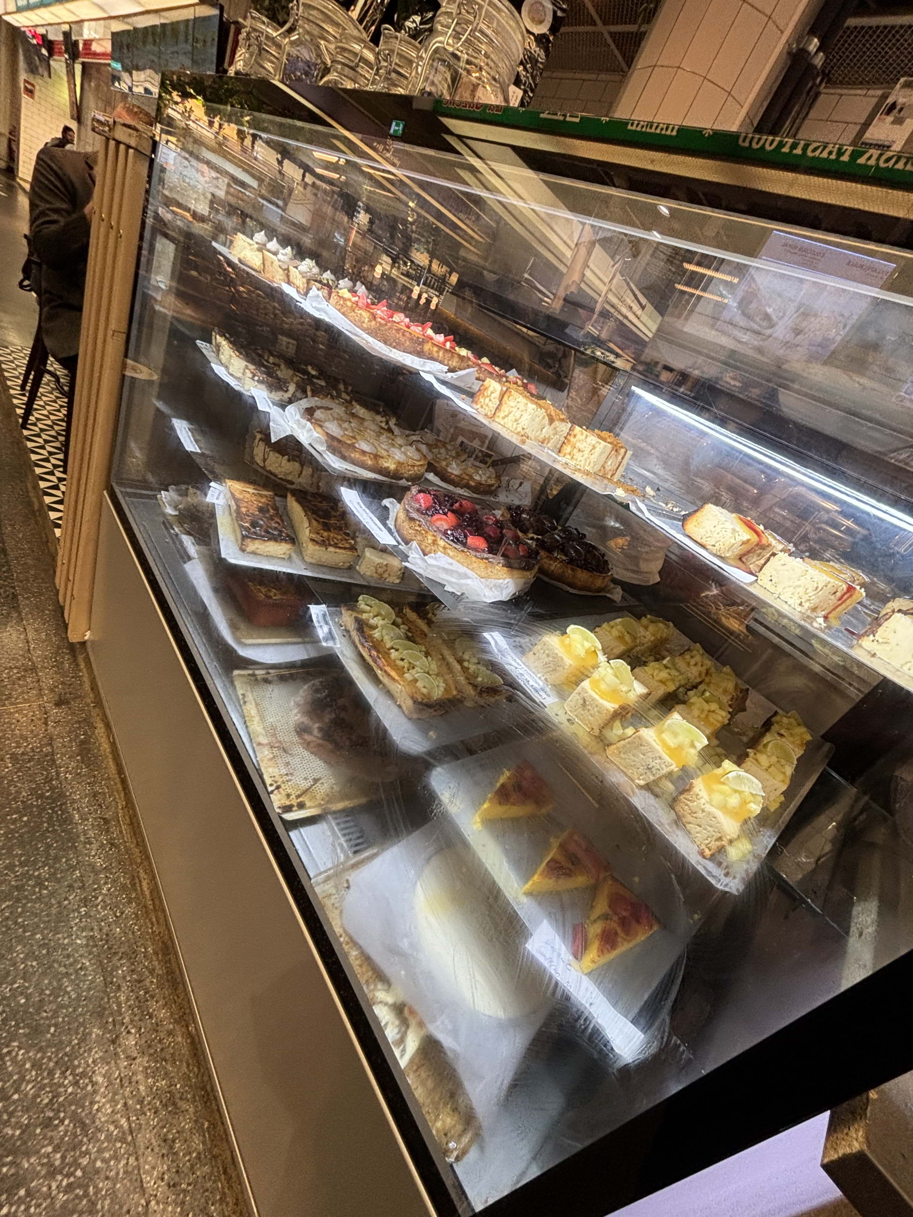 Bild från Cheesecake industrin av Madiha S. (2025-05-12)