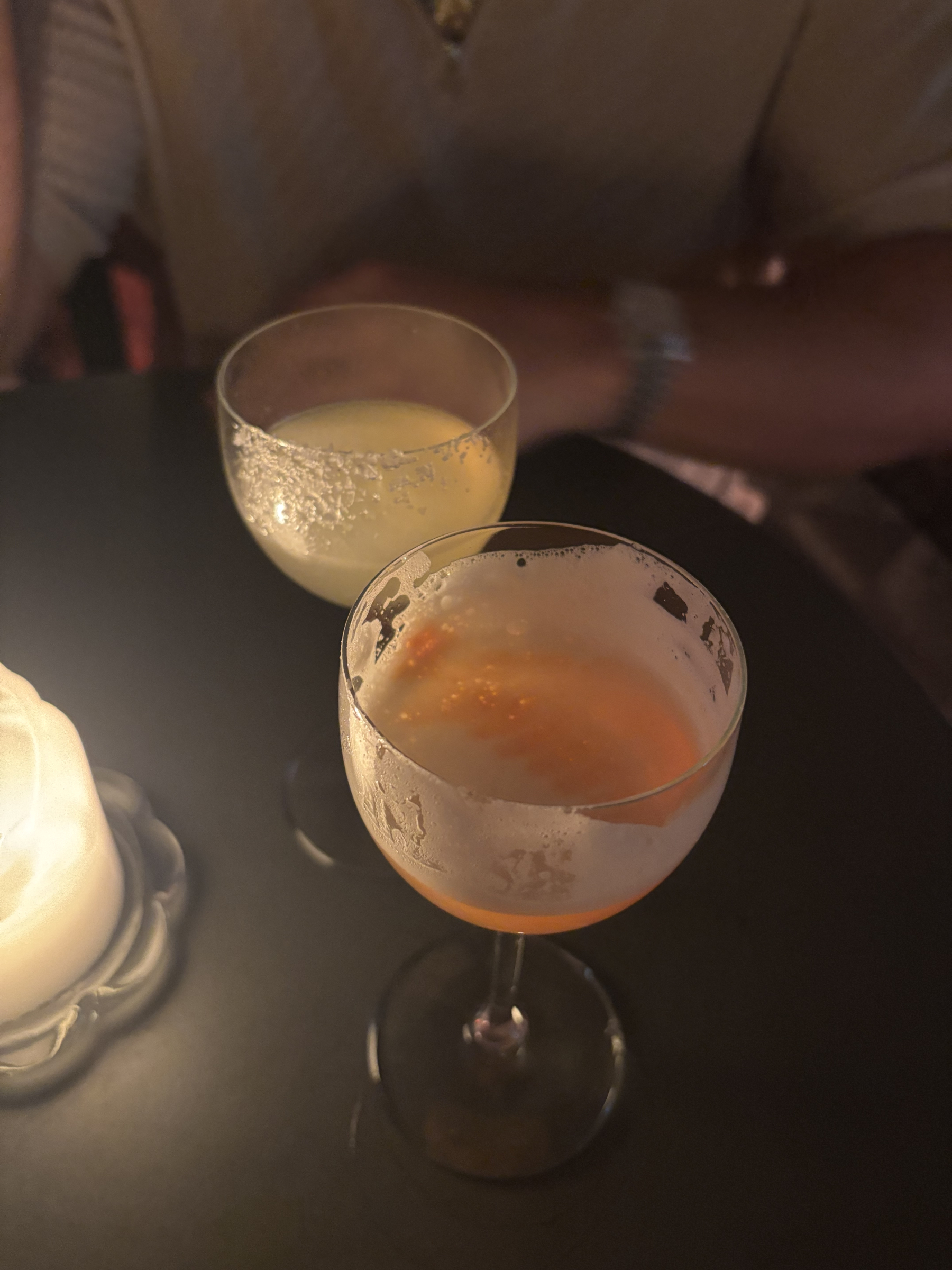 Amaretto sour med kokos & spicy marg – Billede fra Corner Club af Mimmi G. (26.09.2026)