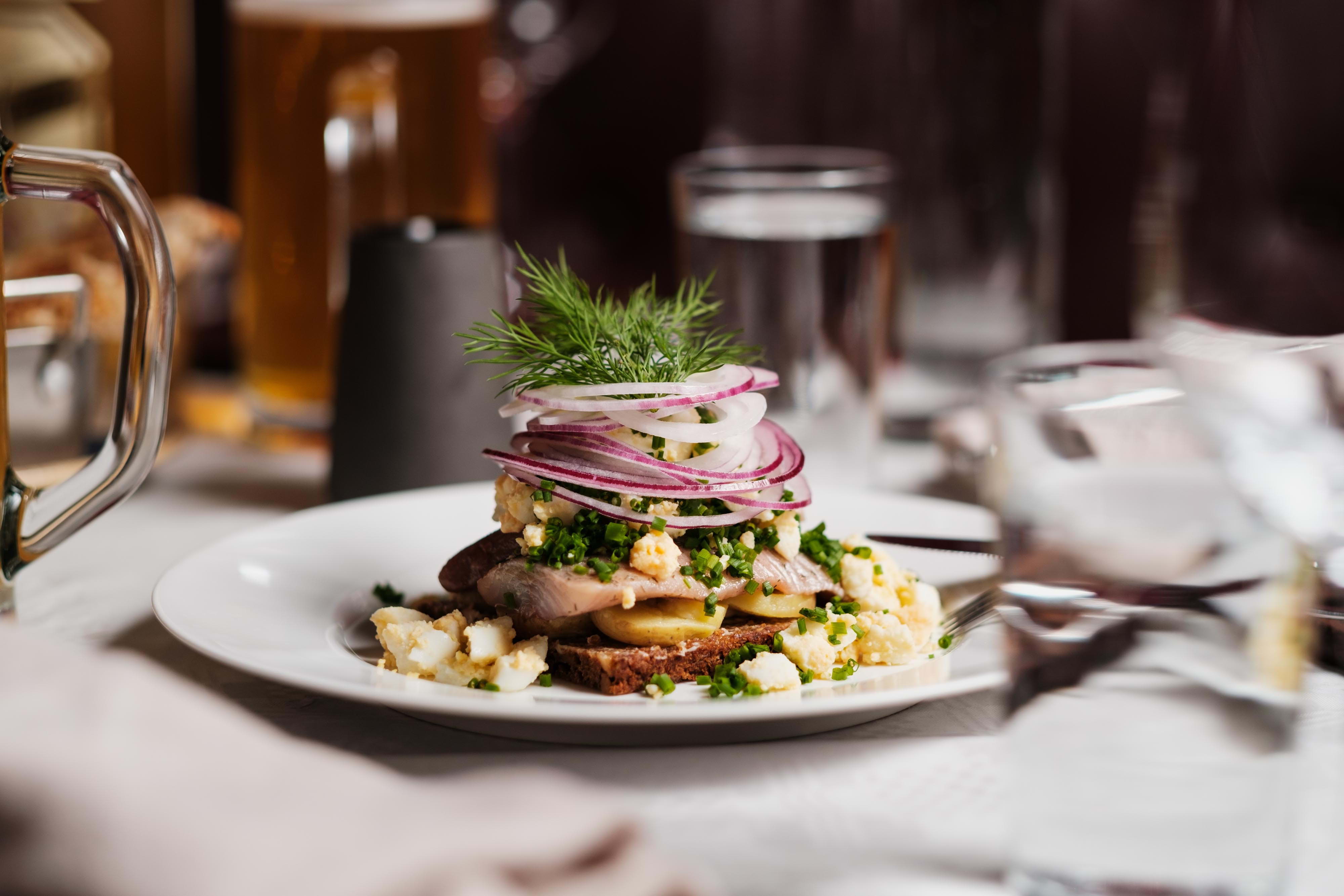 Dansken Slaktis – Uteserveringar utanför tullarna