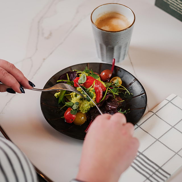 Eatery Garden Voco Hotels