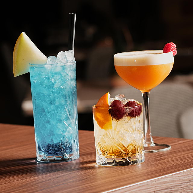 Eatery Garden Voco Hotels