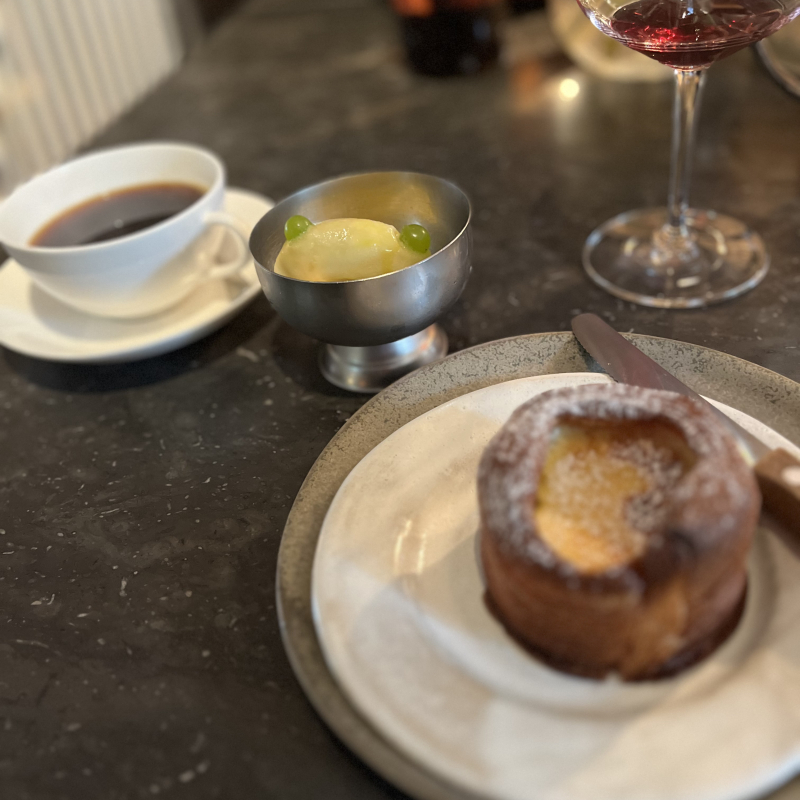 Petit Choux med cr&eacute;me caramel och mascarponeglass &ndash; Billede fra Ett Hem af Thomas&nbsp;N. (15.09.2026)