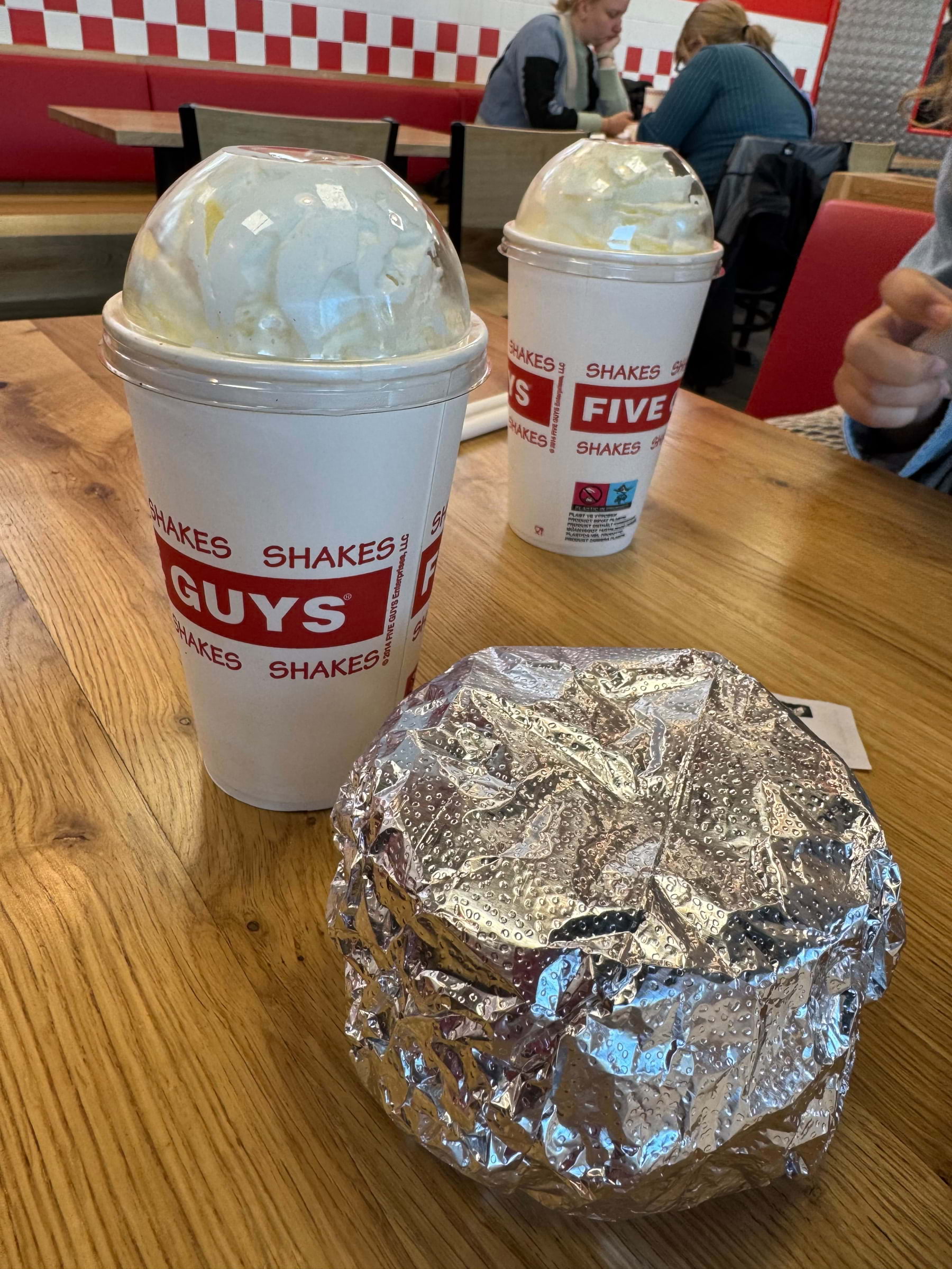 Bild från Five Guys av Julia H. (2025-06-08)