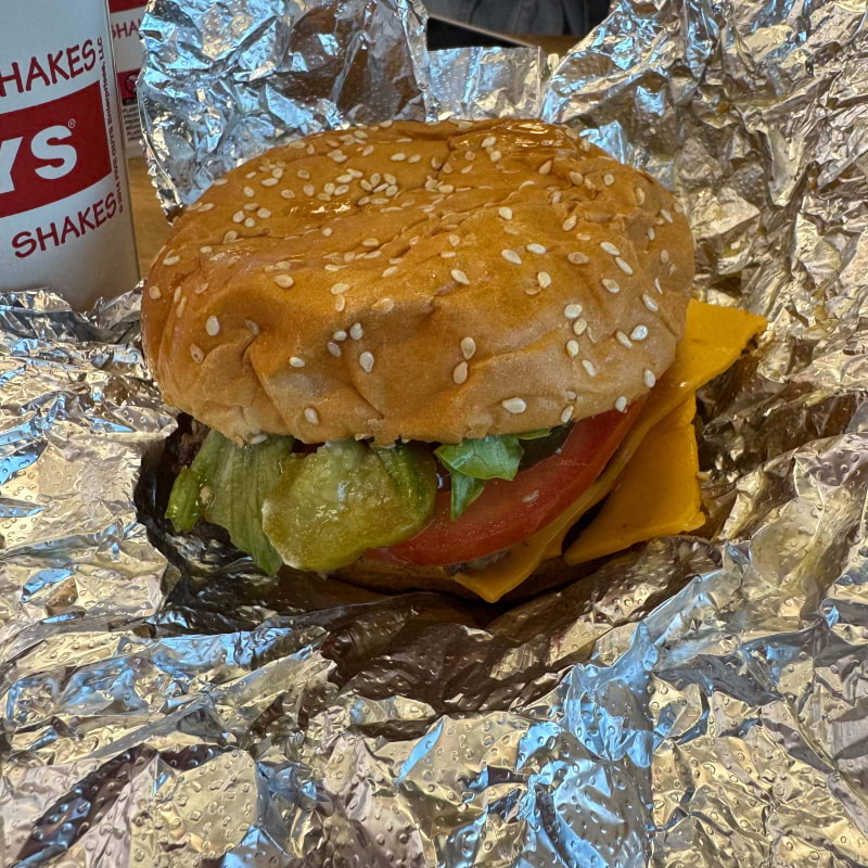 Bild från Five Guys av Julia H. (2025-06-08)