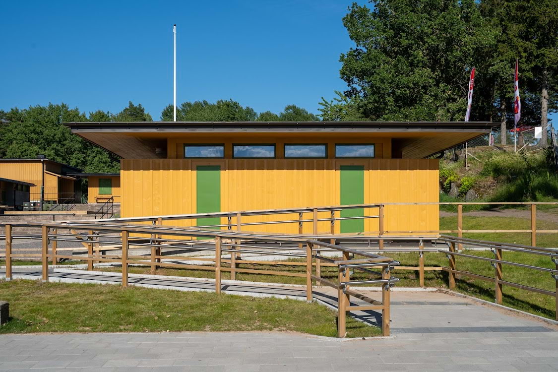 Photo from Flatenbastun by Erika S. (16/05/2025)