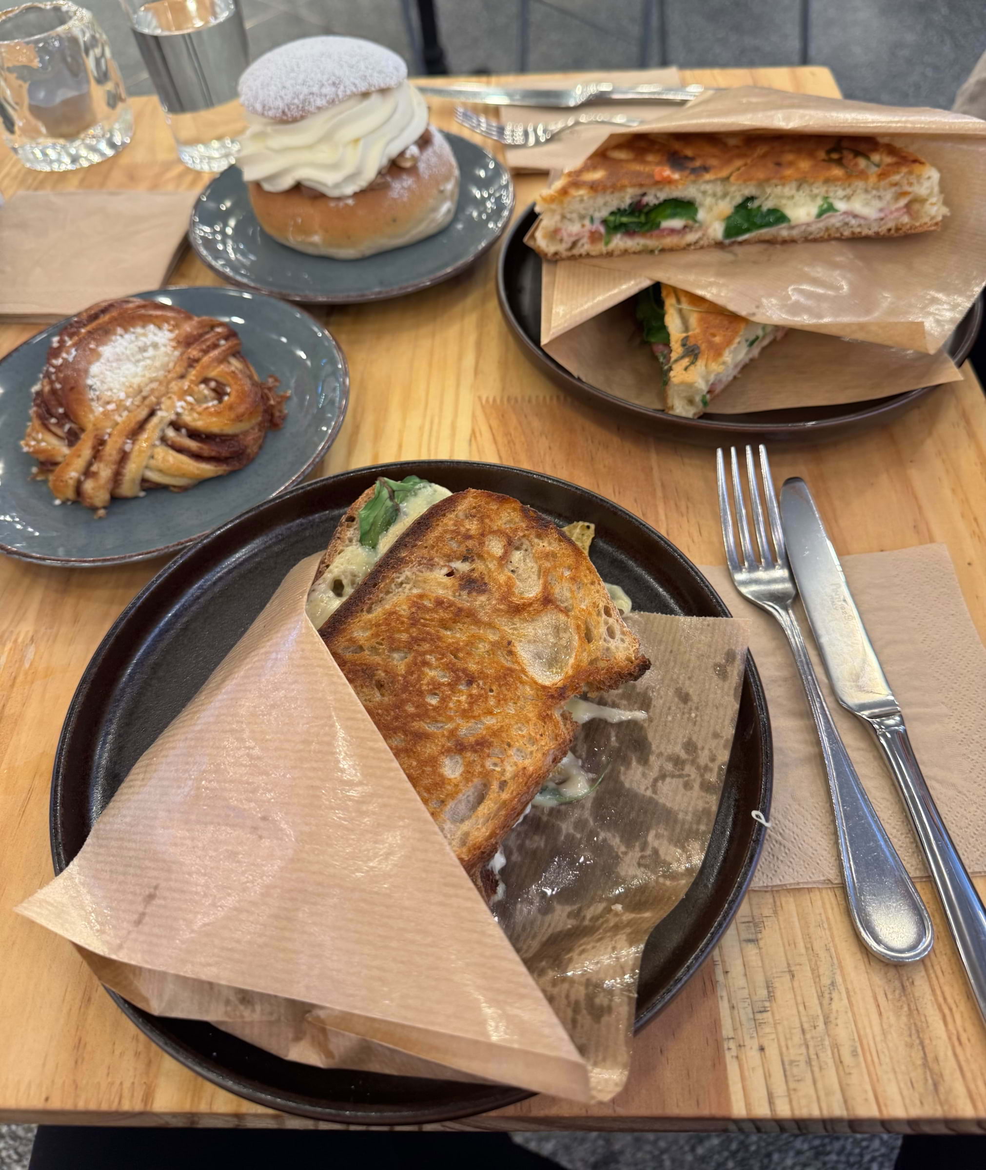 Photo from Frost Bageri by Julia H. (10/02/2026)