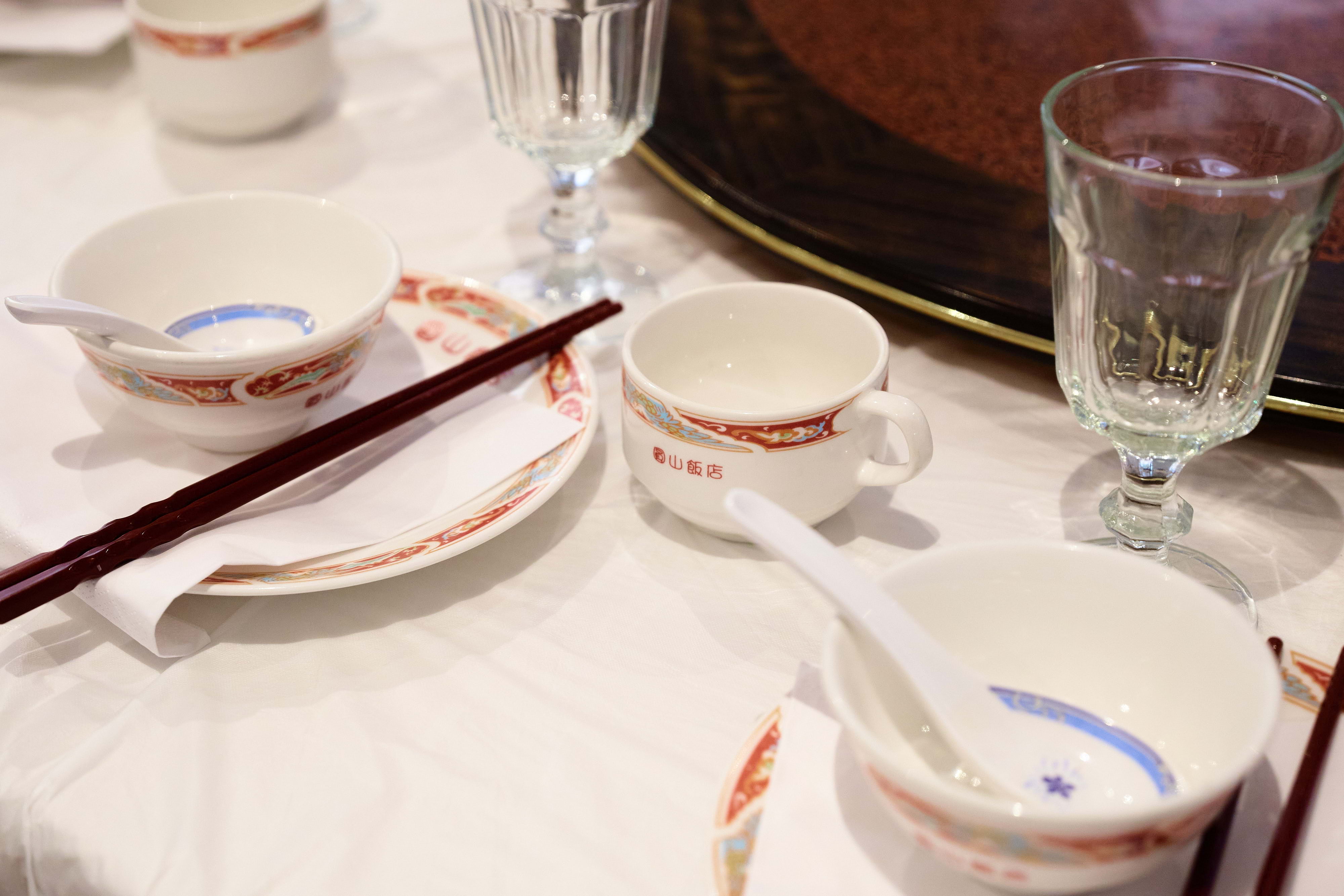Grand Palace – Restauranger utanför tullarna