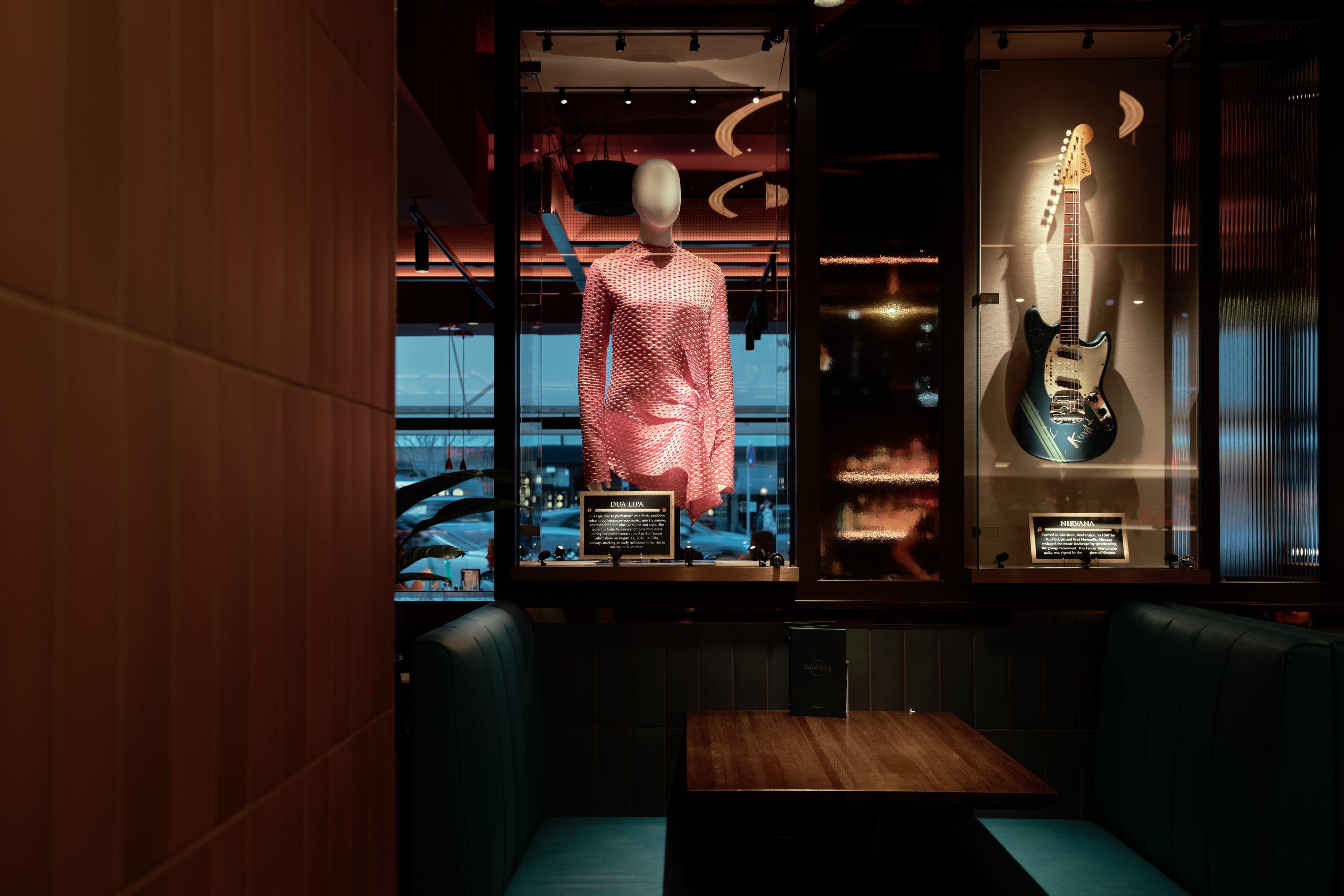 Hard Rock Cafe – Family-friendly restaurants