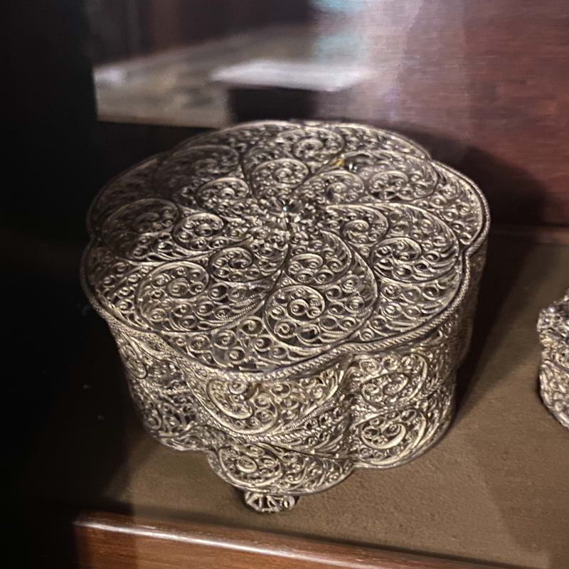 S&aring; vackert arbete bakom denna ask😍 &ndash; Bild fr&aring;n Hallwylska museet av Anna&nbsp;L. (2026-02-18)