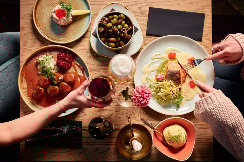 Omslagsbild till listan Vill gå hit av Bettina F.