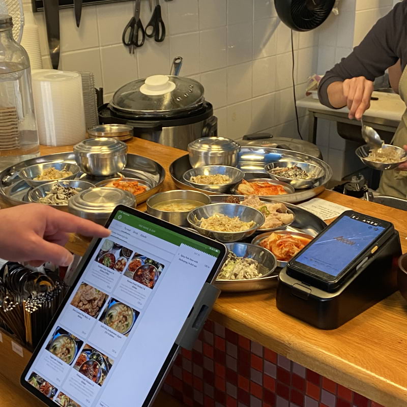 Bild från Her Name is Kim av Mielika P. (2025-09-27)