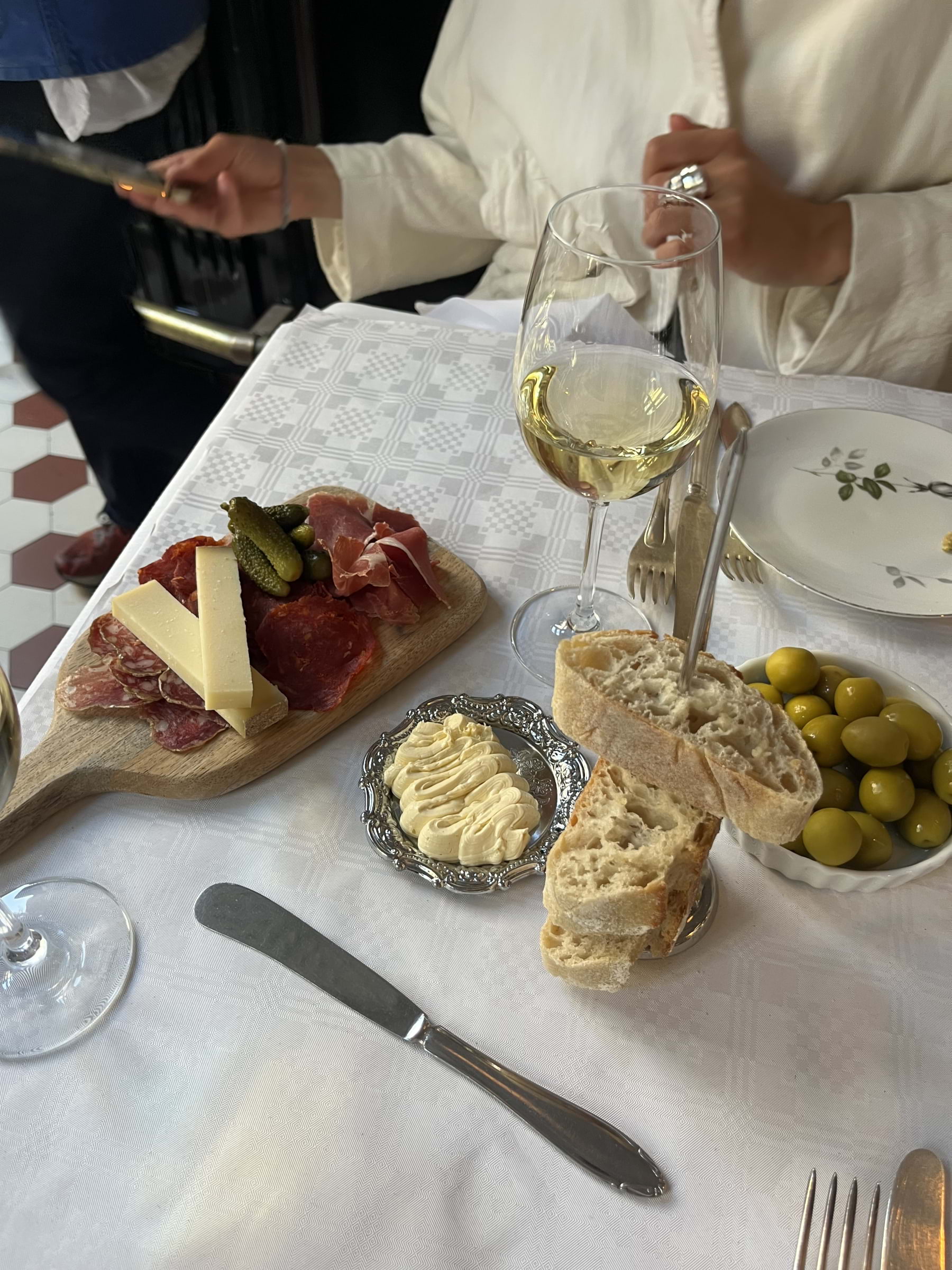 Photo from Hommage by Moa L. (10/06/2025)