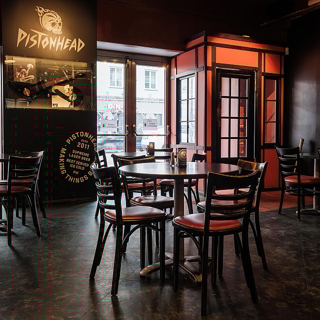 Kelly's Bar & Restaurang