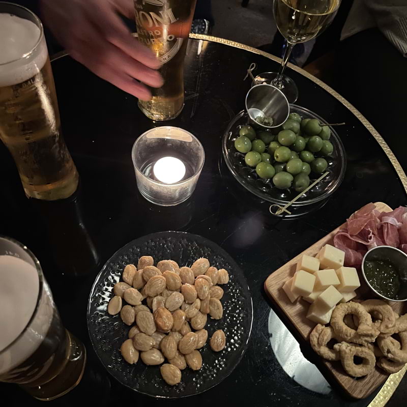 Bild fr&aring;n Kl&ouml;ver Bar & Caf&eacute; av Hedda&nbsp;O. (2026-02-04)