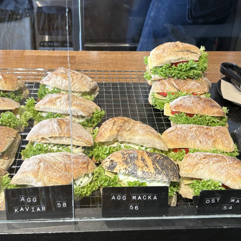 Frukostmackor – Bild från Komet Stockholm Kungsholmen av Jessica K. (2025-05-20)