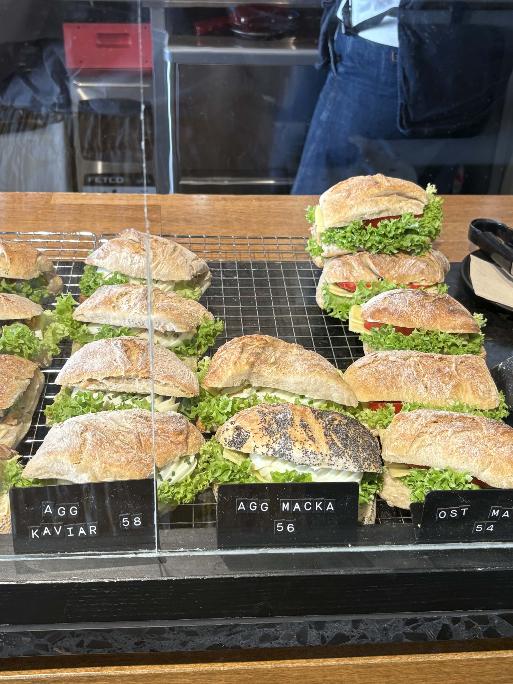 Frukostmackor – Bild från Komet Stockholm Kungsholmen av Jessica K. (2025-05-20)