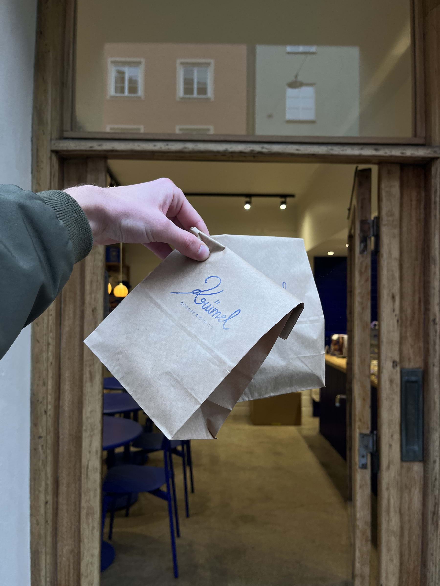 Bild från Krümel Cookies & Crumbs Södermalm av Edvinas J. (2025-12-07)