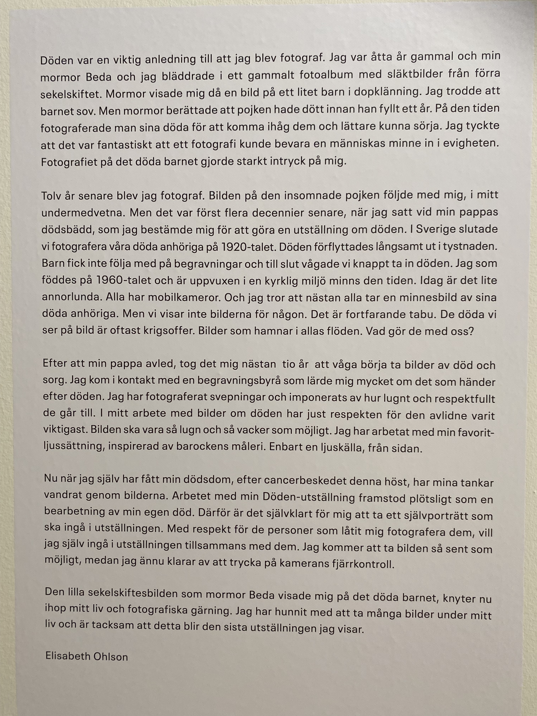Utställningen ”DÖDEN” var fotoförbud men läs texten!!! – Billede fra Kulturhuset Stadsteatern af Anna L. (24.09.2026)