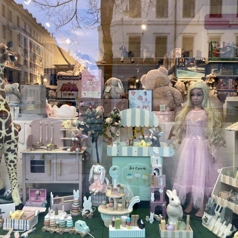 Bild från Lattjo Toystore av Isabella L. (2026-02-13)