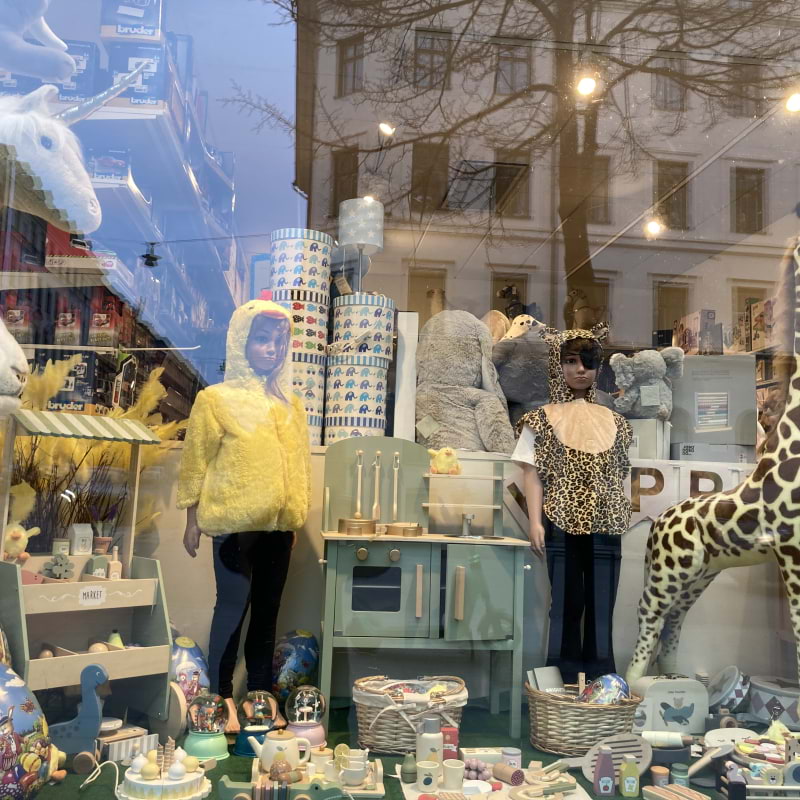 Bild från Lattjo Toystore av Isabella L. (2026-02-13)
