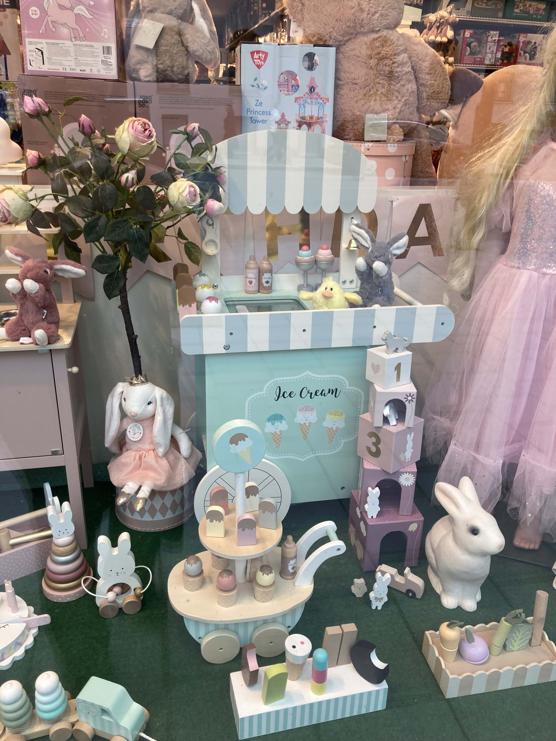 Bild från Lattjo Toystore av Isabella L. (2026-02-13)