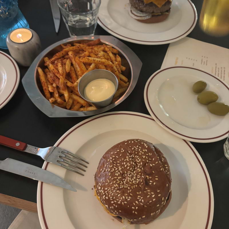 Pommes med esplettepeppar &ndash; Bild fr&aring;n Levi Bistro av Mimmi&nbsp;B. (2026-03-28)