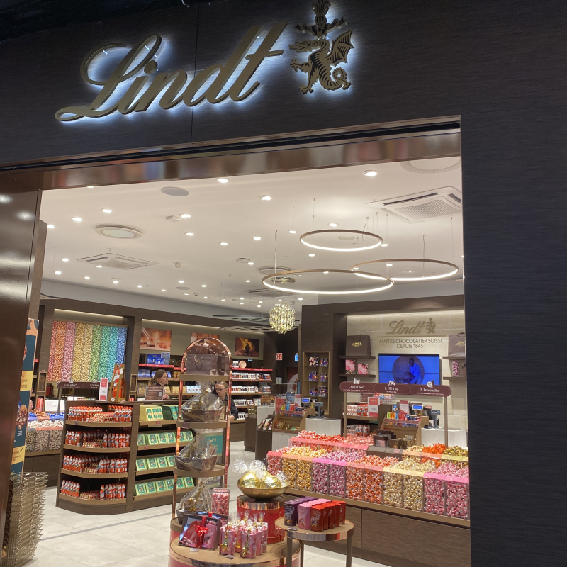 Entr&eacute;n till butiken &ndash; Billede fra Lindt Chocolate Store af Anna&nbsp;L. (15.10.2026)