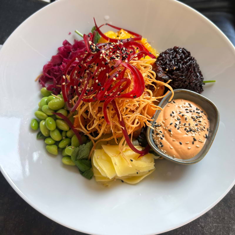 Bild från Magnolia av Elsa L. (2025-11-03)