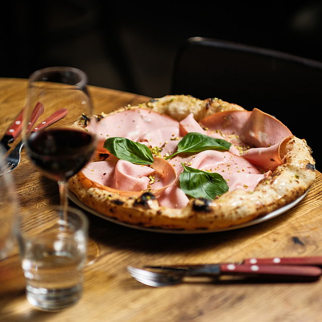 Magari Pizza Östermalm