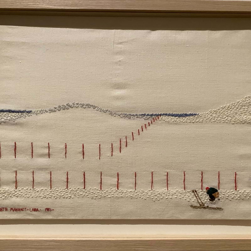 Ibland behöver men inte så mycket för att det ändå blir taget vackert i broderiet😁 – Bild från Moderna Museet av Anna L. (2025-07-08)