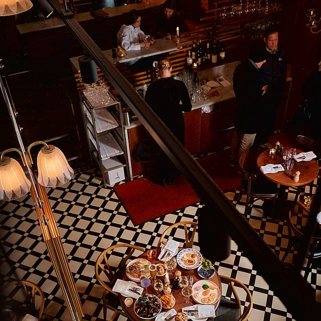 Napolyon Bistro & Bar