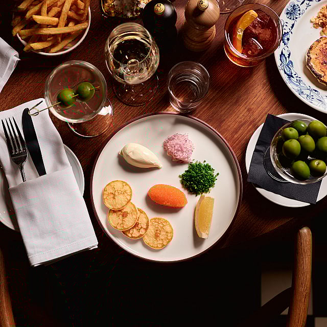 Napolyon Bistro & Bar