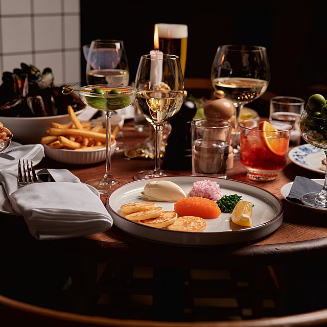 Napolyon Bistro & Bar