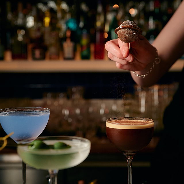 Napolyon Bistro & Bar