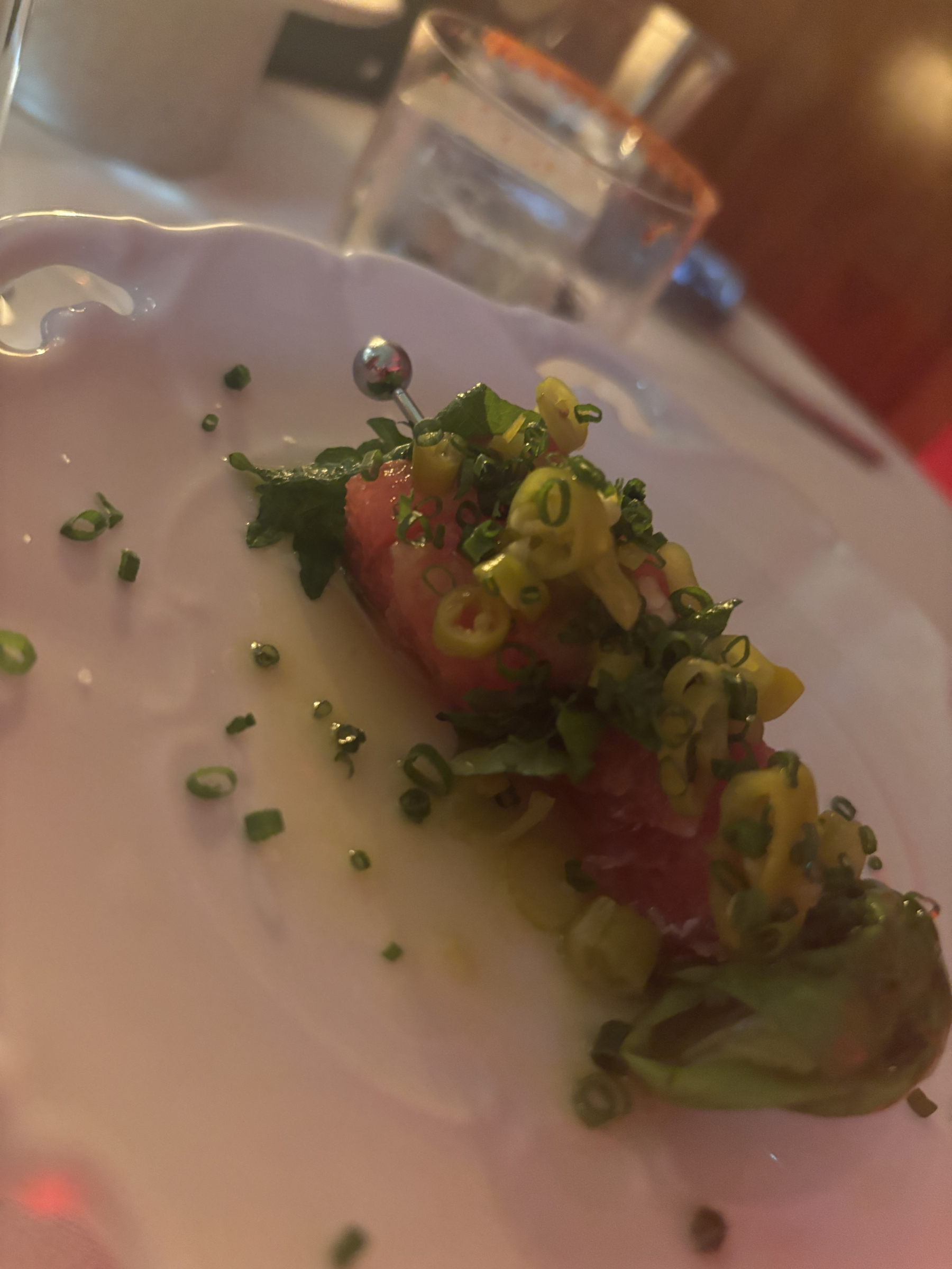 Tonfisk med vattenmelon och citrondressing – Billede fra Non Grata af Mimmi G. (17.10.2026)