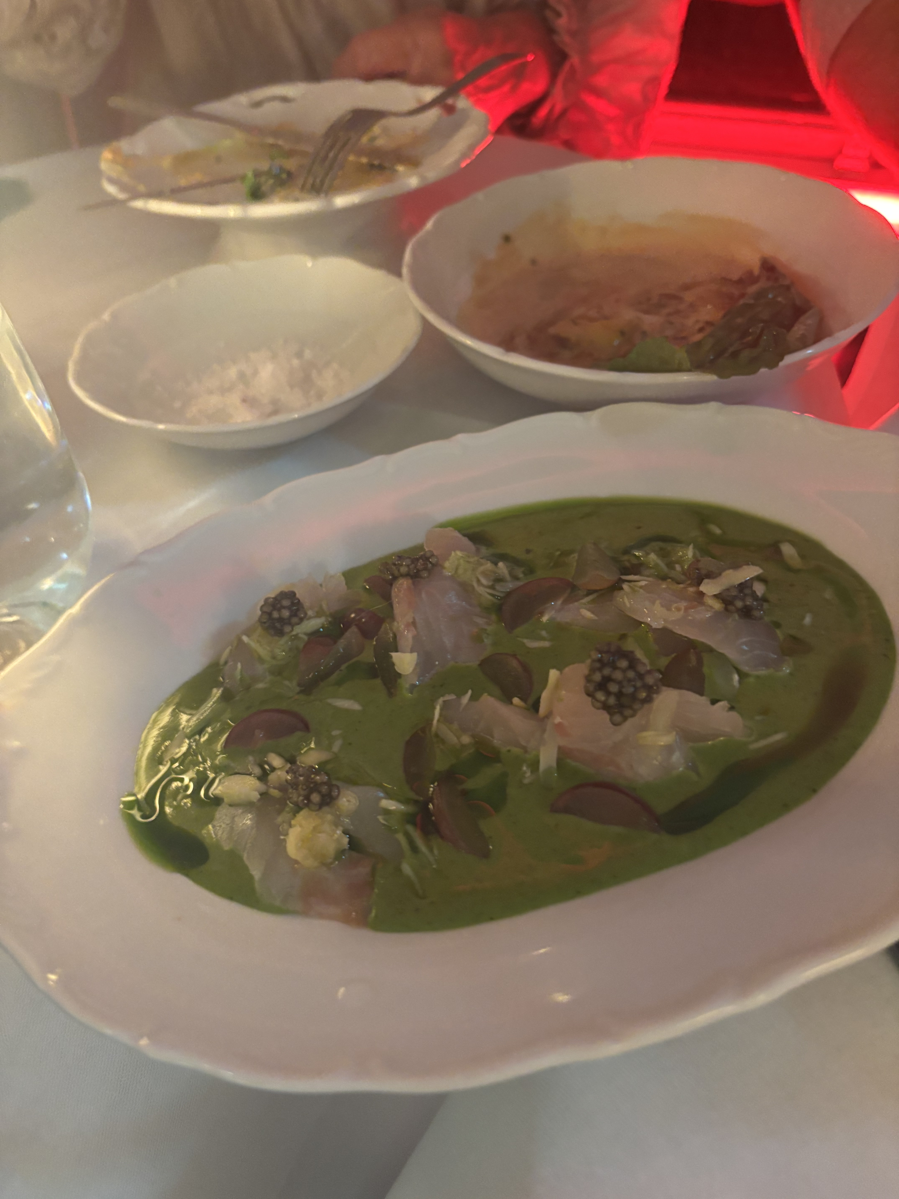 Crudo med green godess dressing och vackra – Billede fra Non Grata af Mimmi G. (17.10.2026)