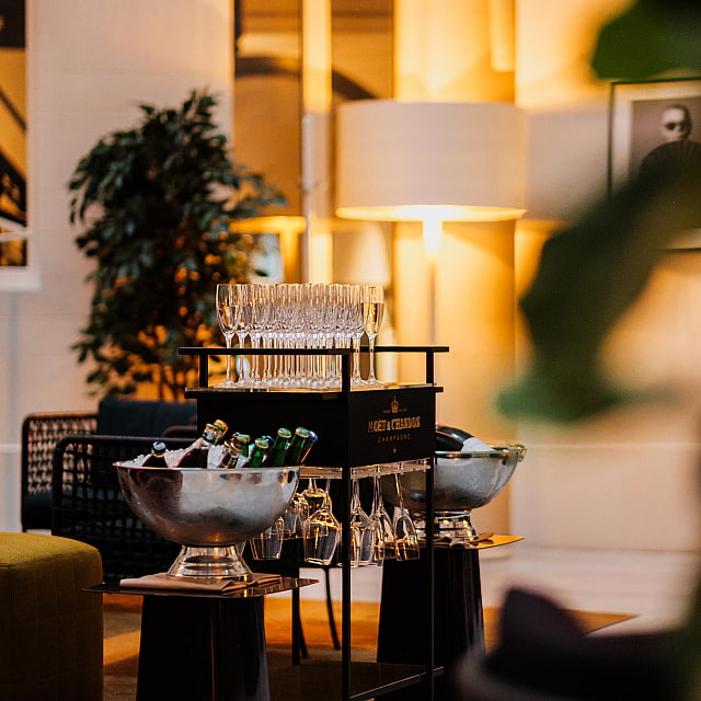 Nobis Guldbaren & Loungen