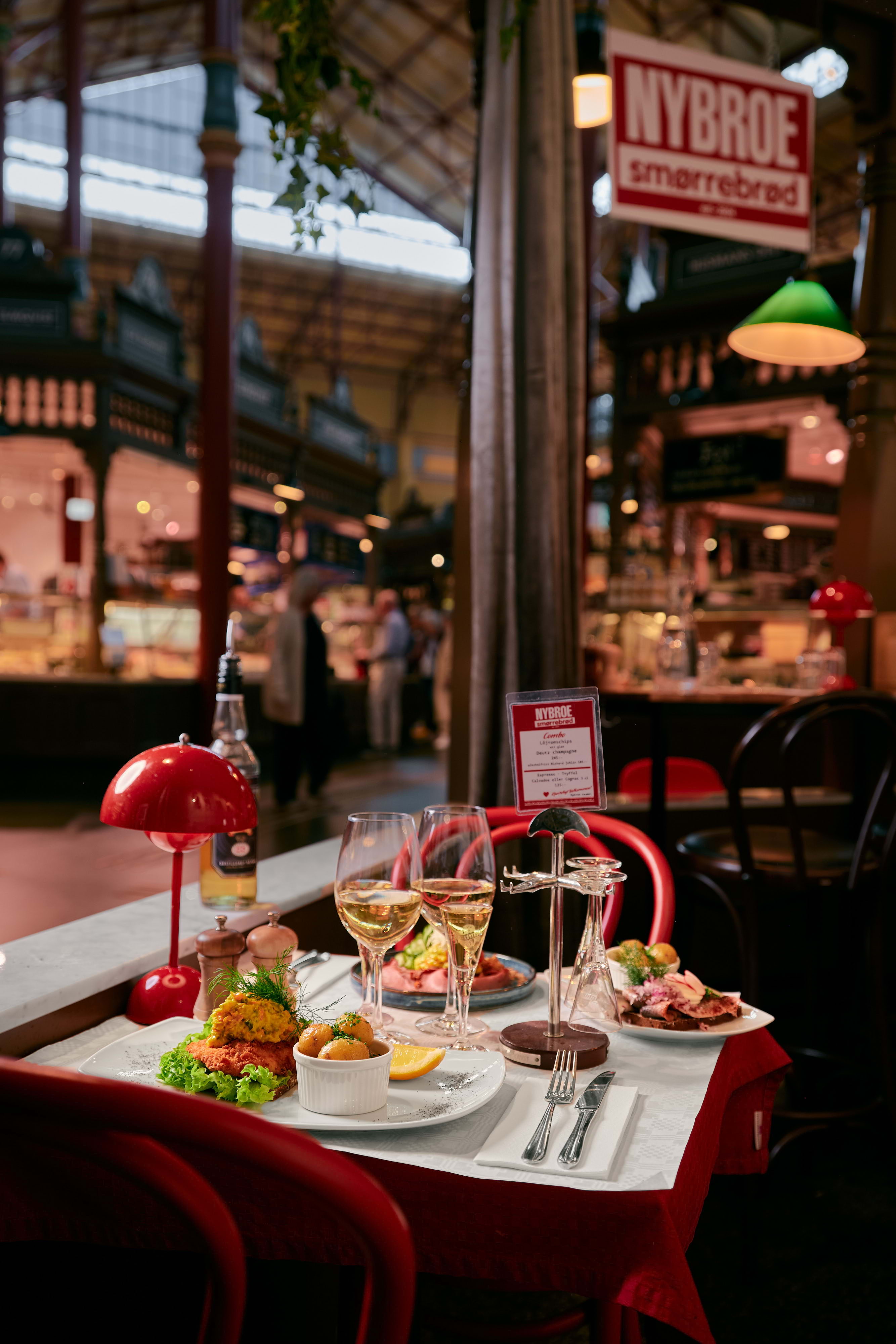 Nybroe Smørrebrød Östermalmshallen – Östermalms bästa restauranger
