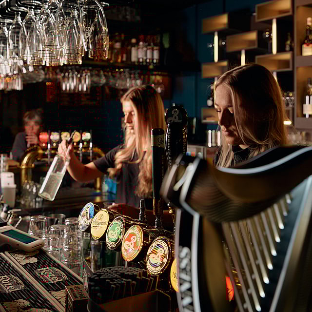 Ölhyttan Bar & Restaurang